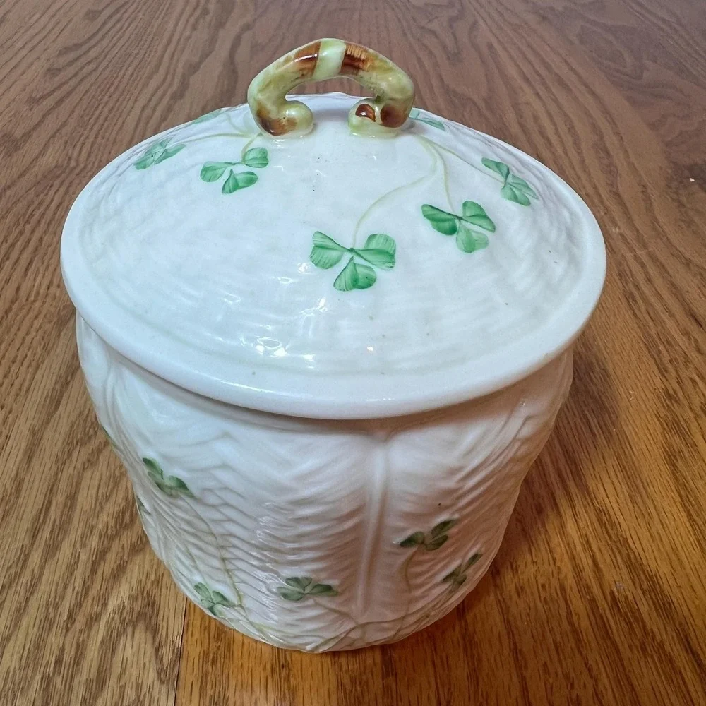 VTG Belleek Ireland Shamrock Covered Sugar Bowl basketweave Porcelain Trinket